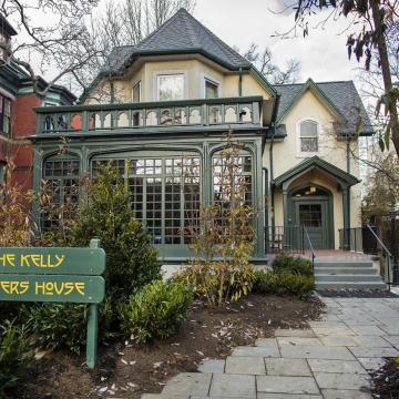 Front of newly-renovated Kelly Writers House