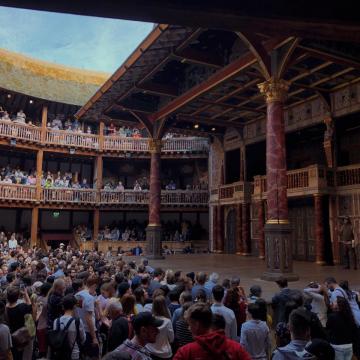 Students visiting the restored Globe Theater to view “As You Like It” and “Hamlet."